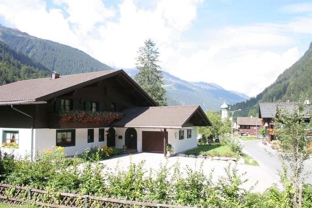 Landhaus Heidi Partenen Exterior photo